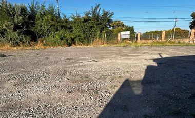 Terreno en arriendo - Uso comercial / industrial