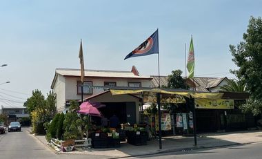 Casa + Local Comercial equipado - Doña Ignacia III