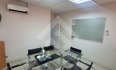Oficina en Venta en Ramon Subercaseaux / Ricardo Morales