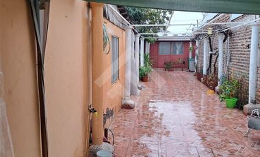Casa en Venta en Claudina Parra
