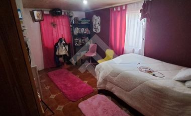 Casa en Venta en Claudina Parra