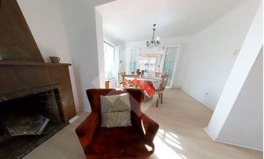 Casa en Venta en Avenida el Parrón