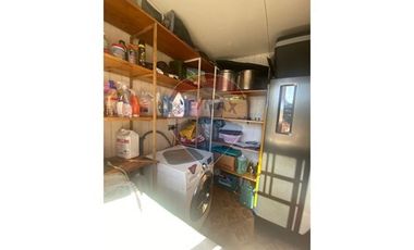 VENTA DE PARCELA CON 3 CASAS La Vara