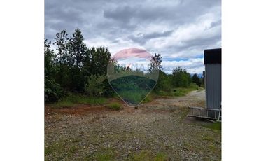 VENTA DE PARCELA CON 3 CASAS La Vara