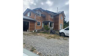 VENTA DE PARCELA CON 3 CASAS La Vara