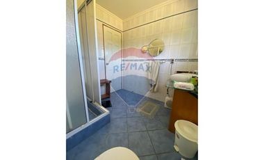 VENTA DE PARCELA CON 3 CASAS La Vara