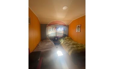 VENTA DE PARCELA CON 3 CASAS La Vara