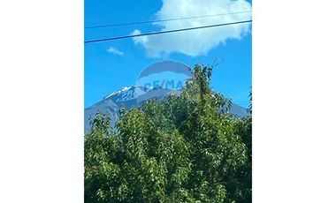 VENTA DE PARCELA CON 3 CASAS La Vara