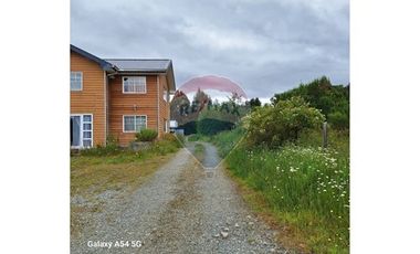 VENTA DE PARCELA CON 3 CASAS La Vara