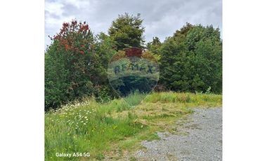 VENTA DE PARCELA CON 3 CASAS La Vara