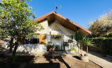 Casa en Venta en El Quilo/ Hostos