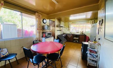 Casa en Venta en El Quilo/ Hostos