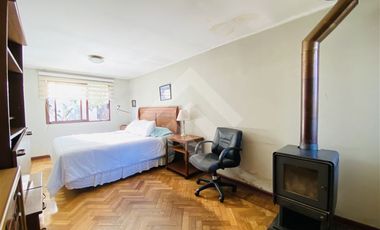 Casa en Venta en El Quilo/ Hostos