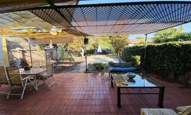 Casa en Venta en El Quilo/ Hostos