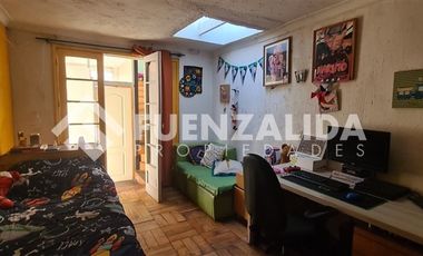 Casa en Venta en Monja Alférez con La Marina