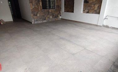 Casa tipo Town House ubicada en calle Puerto La Paz No. 4127, Colonia Torre Brisas, Monterrey, Nuevo León.