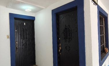 Casa tipo Town House ubicada en calle Puerto La Paz Col. Torrebrisas