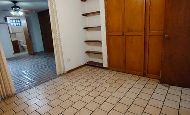 Casa tipo Town House ubicada en calle Puerto La Paz Col. Torrebrisas