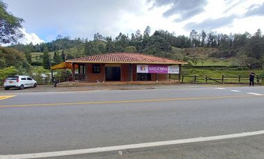ARRIENDO de LOCALES en LA CEJA