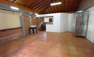 ARRIENDO de LOCALES en LA CEJA