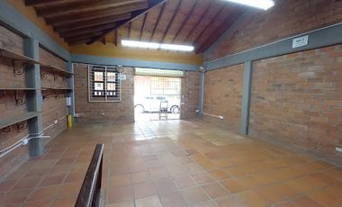 ARRIENDO de LOCALES en LA CEJA