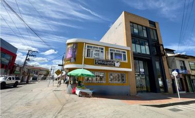 Edificio en arriendo en Chía, Parque Principal