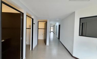 Edificio en arriendo en Chía, Parque Principal