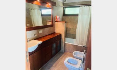 Casa  en Venta Mar de las Pampas / Villa Gesell (A108 8268)