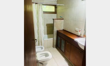 Casa  en Venta Mar de las Pampas / Villa Gesell (A108 8268)