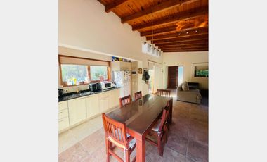 Casa  en Venta Mar de las Pampas / Villa Gesell (A108 8268)