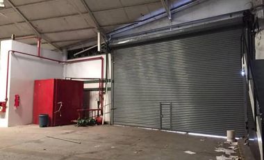 Galpón - Depósito de 1000 m2. en Barracas - ALQUILER Y VENTA