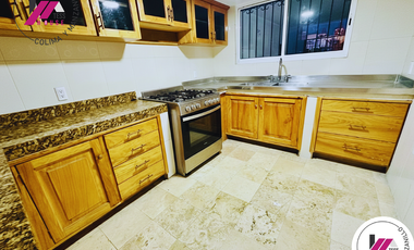 CASA CON ALBERCA A ORILLA DE PLAYA EN LAS BRISAS