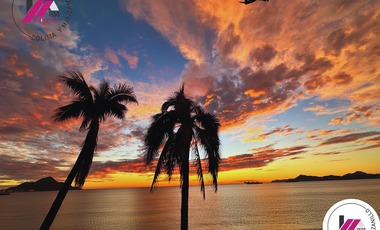 CASA CON ALBERCA A ORILLA DE PLAYA EN LAS BRISAS