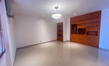 Espectacular casa en renta en exclusiva Urbanización