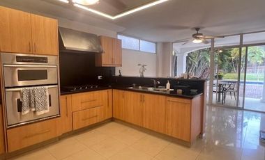 Espectacular casa en renta en exclusiva Urbanización