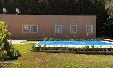 CASA 4 AMBIENTES EN ALQUILER, BARRIO LA CODORNIZ, LOS CARDALES