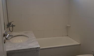 Departamento - Olivos 2 ambientes con cochera - Isla de Olivos