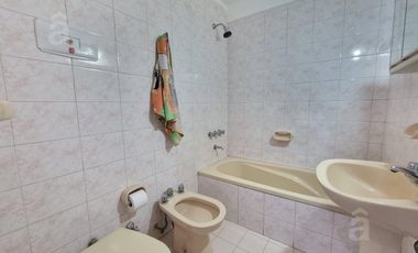 Departamento en Alquiler en Villa Ballester - Dos Ambientes - Céntrico.