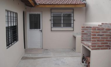 CHALET 3 AMB. A 3 CUADRAS DE AV. SAN MARTIN