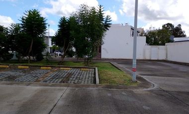 VENTA de casa en Fracc paseo del parque