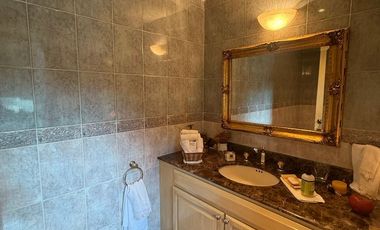 Departamento PH de lujo en Lomas country con acceso al Golf