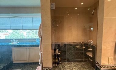 Departamento PH de lujo en Lomas country con acceso al Golf