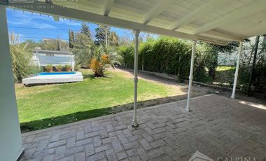 Casa en alquiler en Villa Allende