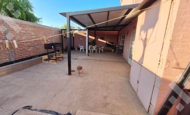 En Venta, Casa de 4 Dormitorios, Barrio 107 Viviendas, Plottier