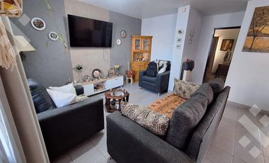 En Venta, Casa de 4 Dormitorios, Barrio 107 Viviendas, Plottier