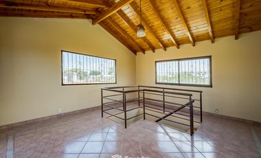 VENTA - Nave industrial de uso mixto comercial, productivo y residencial - Tiro Suizo, Rosario.