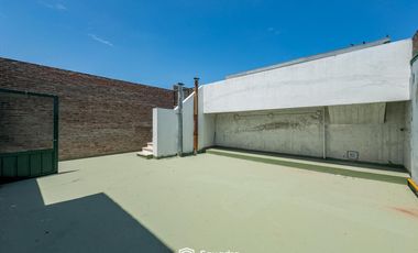 VENTA - Nave industrial de uso mixto comercial, productivo y residencial - Tiro Suizo, Rosario.