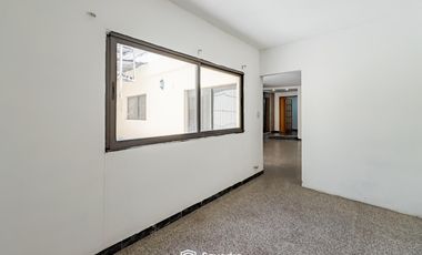 VENTA - Nave industrial de uso mixto comercial, productivo y residencial - Tiro Suizo, Rosario.