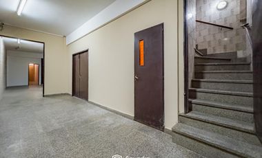 VENTA - Nave industrial de uso mixto comercial, productivo y residencial - Tiro Suizo, Rosario.