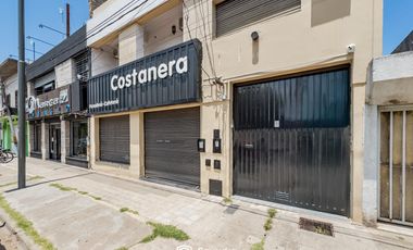 VENTA - Nave industrial de uso mixto comercial, productivo y residencial - Tiro Suizo, Rosario.